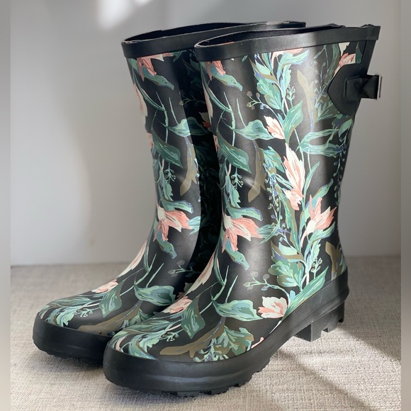 NWT women’s rain/garden rubber boots by A New Day - Picture 1 of 7